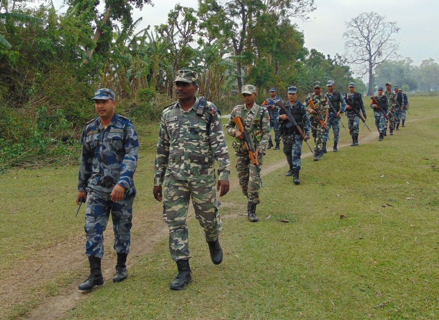 चीनी नागरिक भारत-नेपाल सीमा से गिरफ्तार, पूछताछ में जुटी हैं सुरक्षा एजेंसिया.