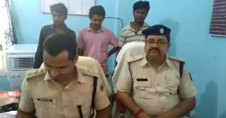 गुप्ता ब्रदर्स लूट कांड मामले में सहरसा पुलिस ने दो अपराधियों को किया गिरफ्तार