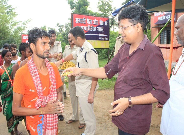 अंतिम सोमवारी को लाखों श्रद्धालुओं ने किया बाबा का जलाभिषेक