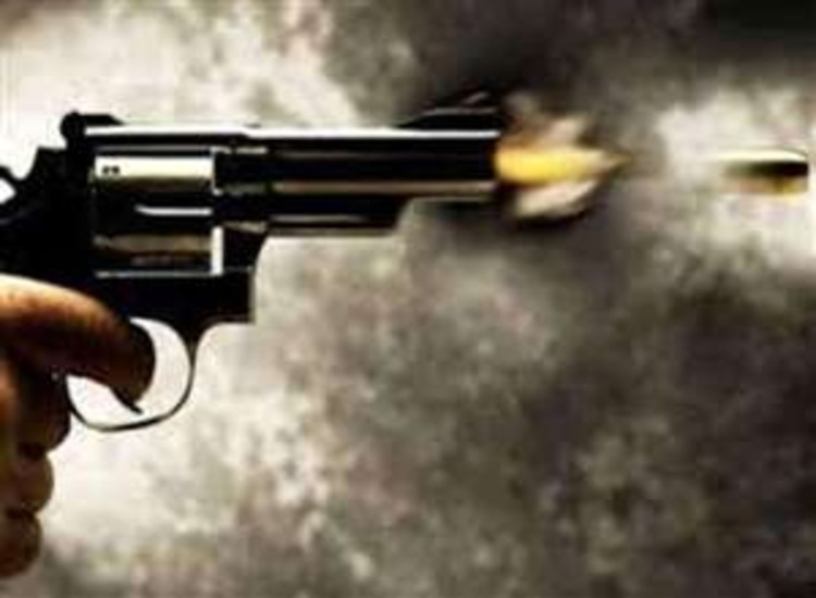 अपराधियों ने CSP संचालक को मारी गोली, फिर लूट ले गए रुपयों से भरा बैग.