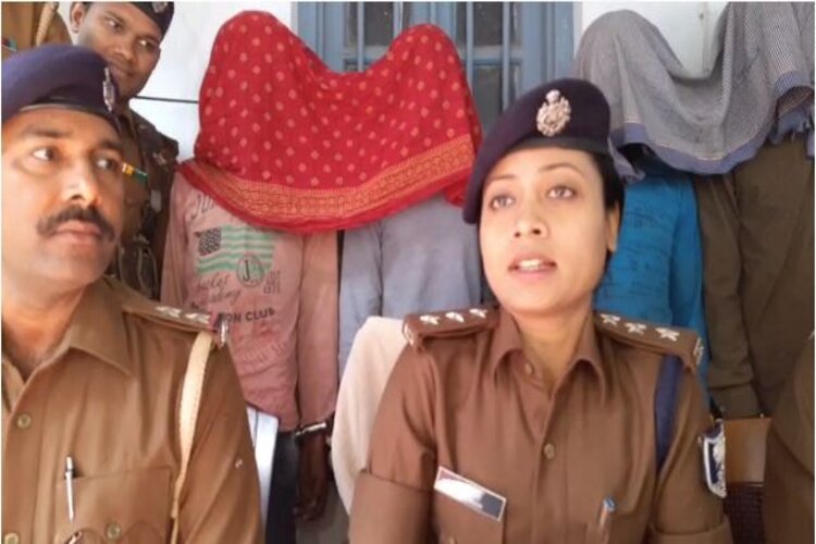 पुलिस को मिली बड़ी कामयाबी, लूट की योजना बना रहे चार बदमाश हथियार समेत गिरफ्ता