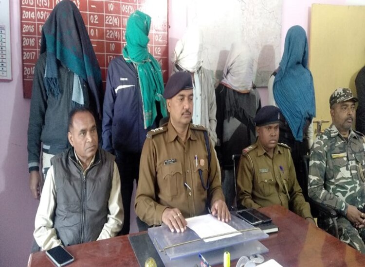 पलामू पुलिस ने टीपीसी के पांच उग्रवादी को किया गिरफ्तार