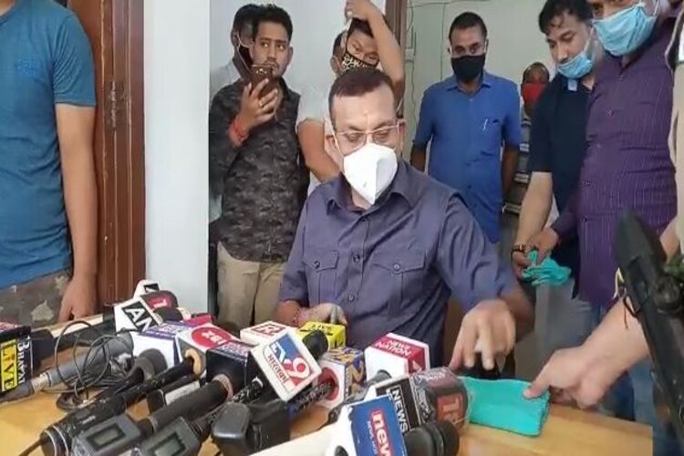 गुप्तेश्वर पांडेय बोले- सुशांत केस में बिहार पुलिस के सम्मान से हुआ खिलवाड़, तभी महाराष्ट्र सरकार के खिलाफ बोला