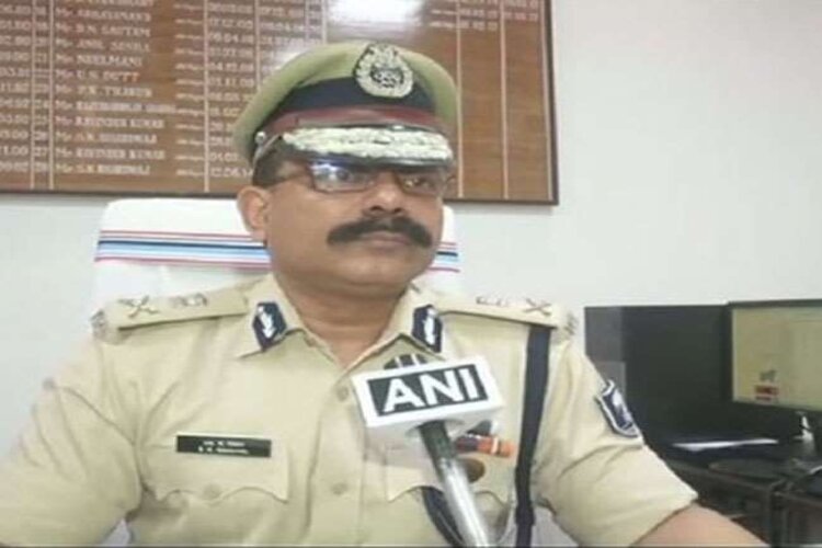 शराब का धंधा रोकने के लिए पुलिस हुई सक्रिय, 4 थानेदारों को किया निलंबित