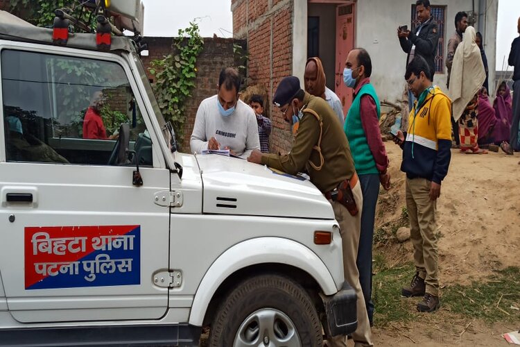 जमीनी विवाद को लेकर बंद घर में निःसंतान दंपति की हत्या, इलाके में फैली सनसनी