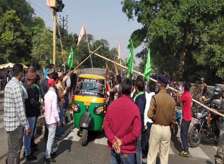 झारखंड में भारत बंद का अब तक आंशिक असर