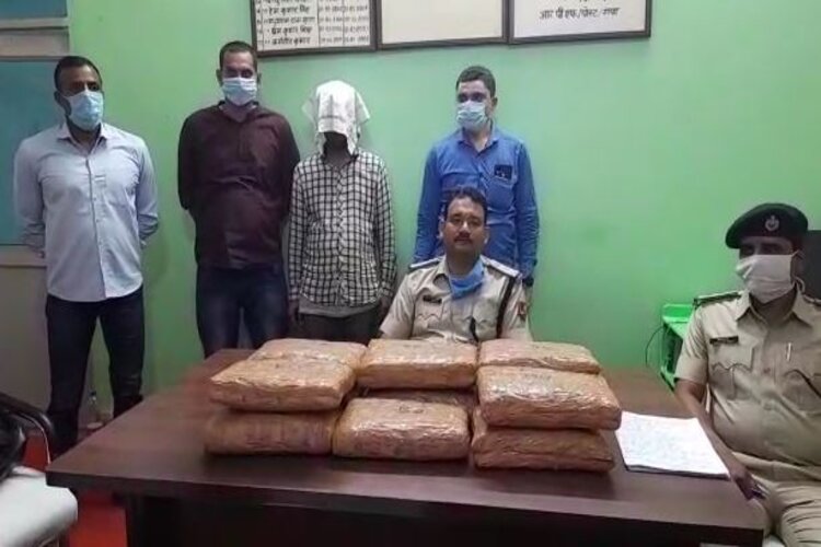 गया जंक्शन से 22 किलो गांजे के साथ पकड़ा गया कारोबारी, रेल पुलिस ने किया गिरफ्तार