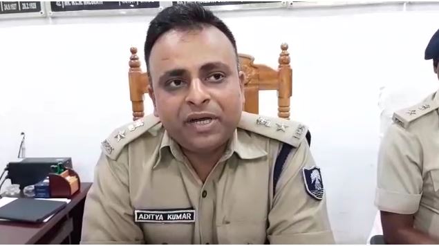 पुलिस-नक्सली मुठभेड़ में मारे गए नक्सलियों पर था लाखों रुपए का इनाम