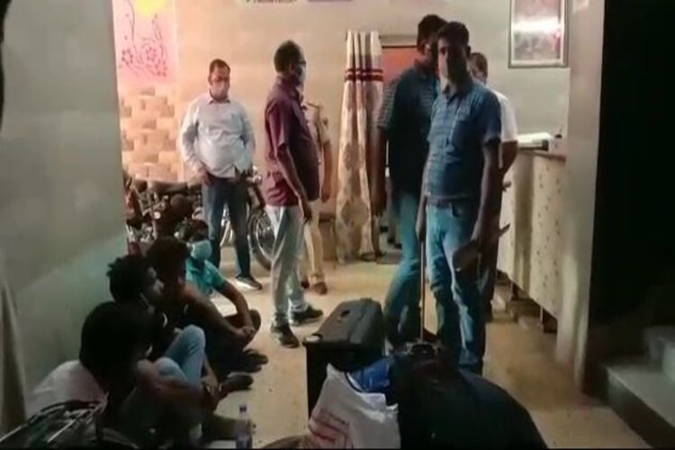 बेगूसराय : मोकामा रेल पुलिस को मिली बड़ी सफलता, CCTV फुटेज की मदद से 4 चोर हुए गिरफ्तार