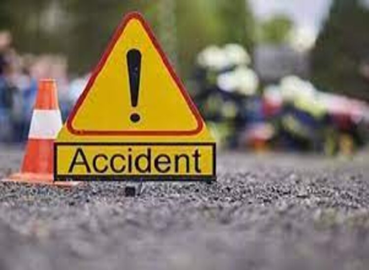 गोपालगंज जिले में सड़क हादसे में 3 लोगों की दर्दनाक मौत, पांच की हालत नाजुक.