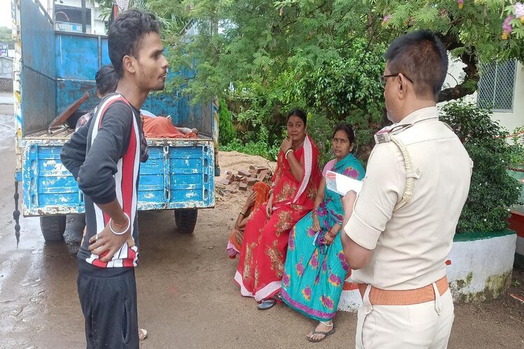 बिहटा में ट्रक और ऑटो की टक्कर में एक व्यक्ति की हुई मौत अन्य दो गंभीर रूप से जख्मी