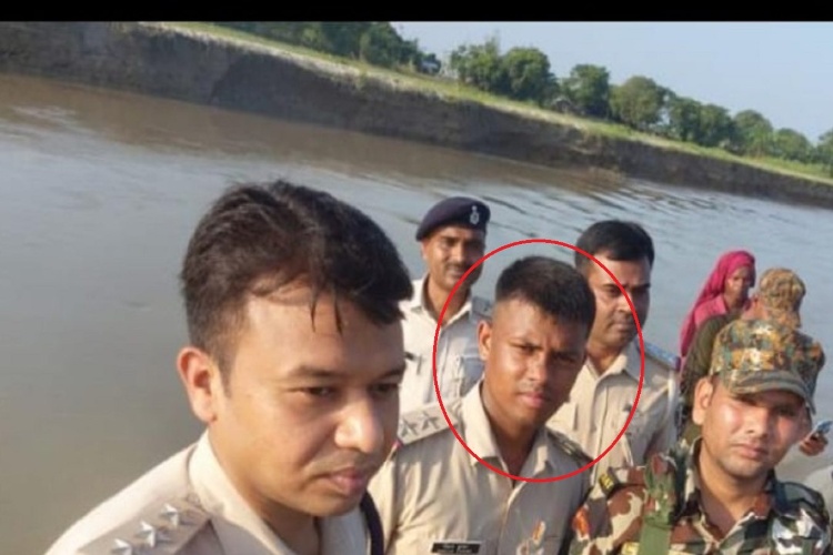 ऐसी है बिहार में पुलिसिया व्यवस्था, दरोगा बनकर ड्यूटी कर रहा फर्जी युवक, किसी को खबर नहीं