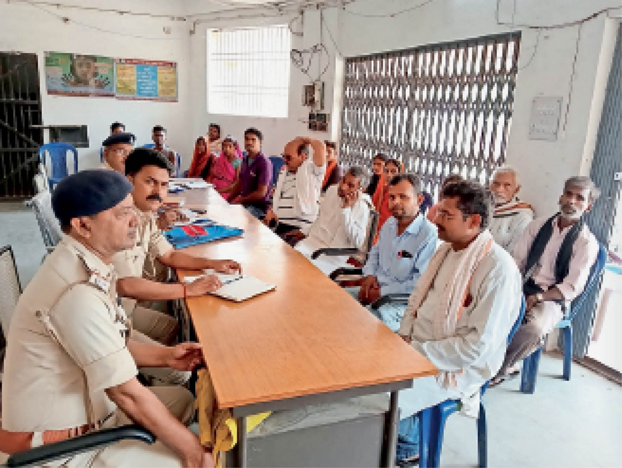 ईद को लेकर शांति समिति की हुई बैठक